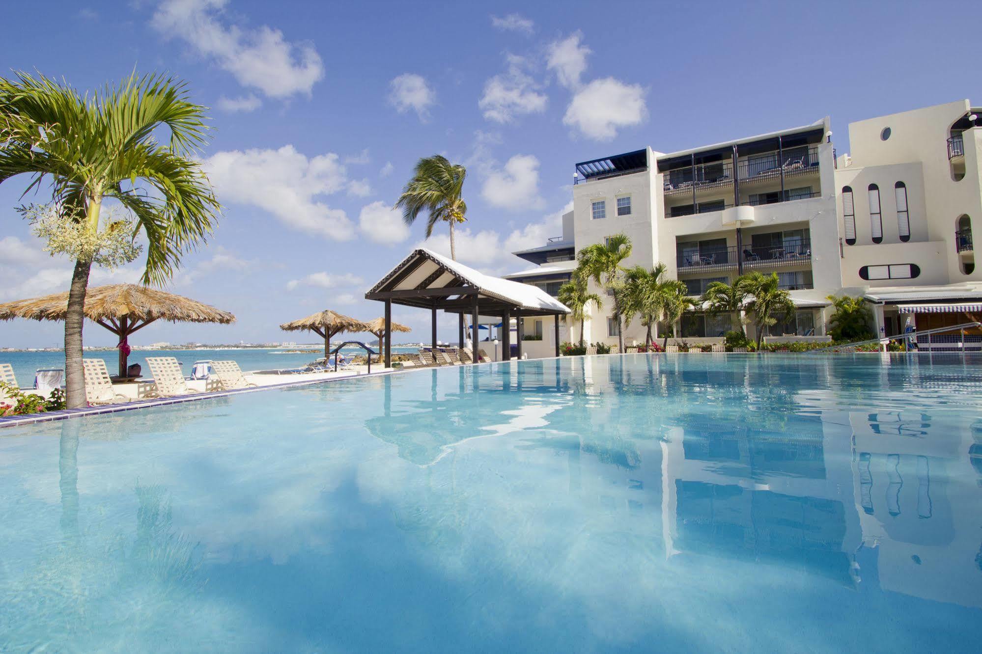 ฟลามิงโก บีช รีสอร์ต Hotel Pelican Key ภายนอก รูปภาพ